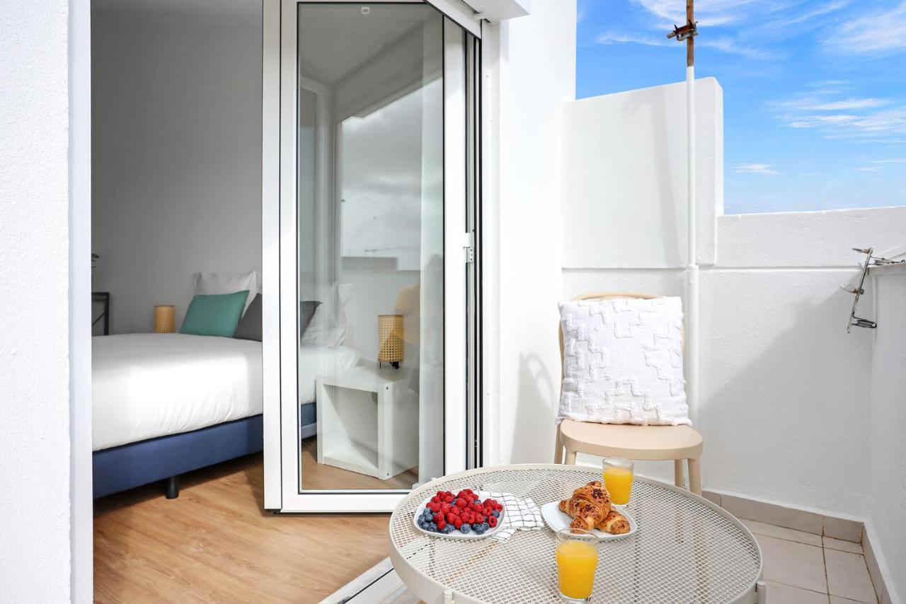 Sunny 2 Bedroom Apartment In Almada - Balconies With River View Exterior foto
